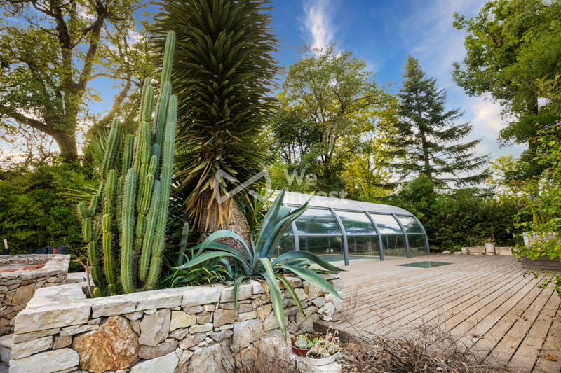 Villa - 275 m² - 7 pièces