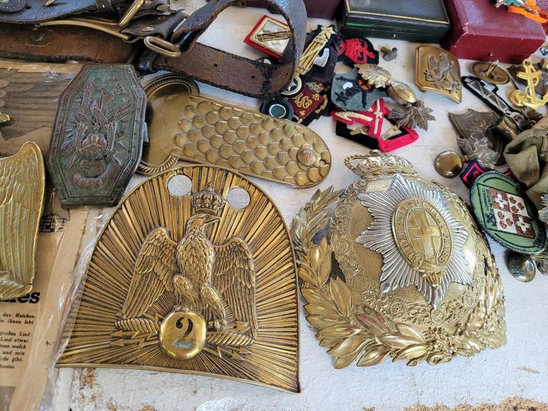 Salon d'antiquités militaires