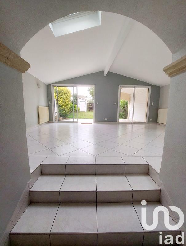 Maison - 137 m² - 6 pièces