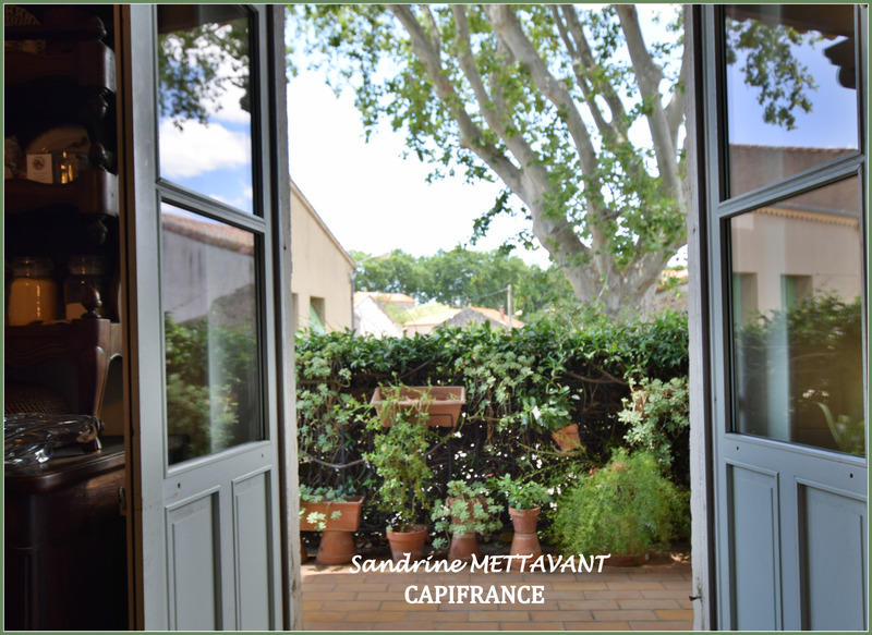 Maison - 295 m² - 10 pièces