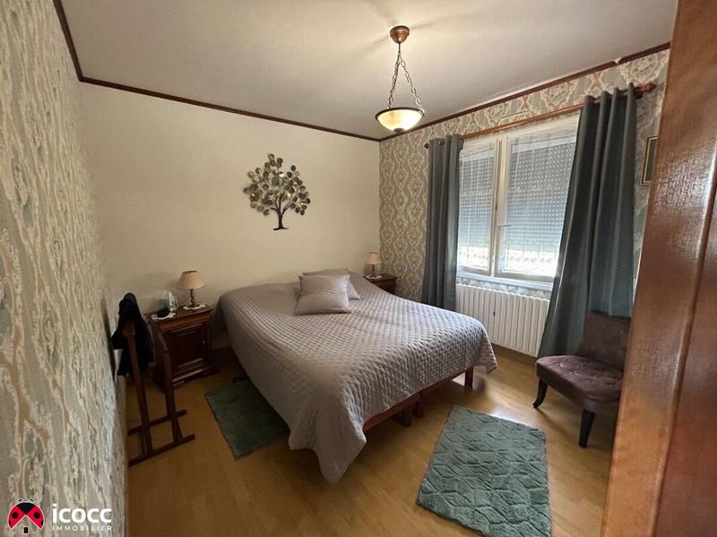 Pavillon - 120 m² - 8 pièces