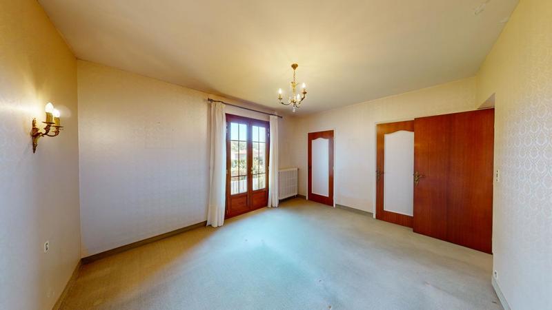 Villa - 222 m² - 7 pièces