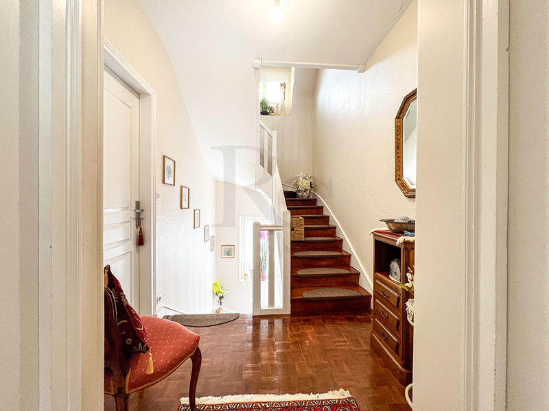 Maison - 142 m² - 6 pièces