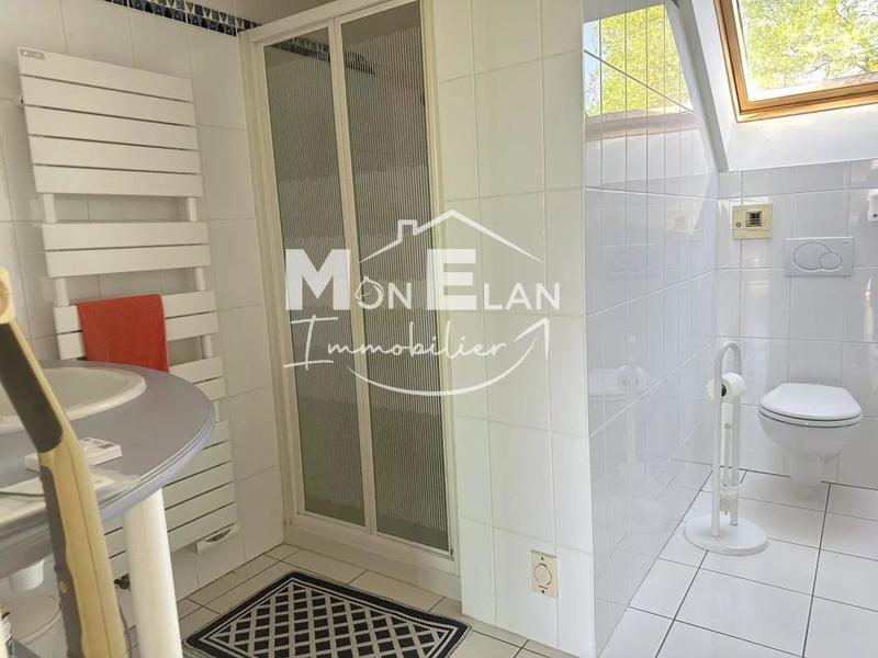 Propriété - 213 m² - 8 pièces