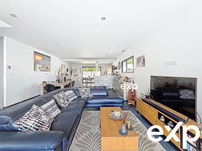 Maison - 142 m² - 5 pièces