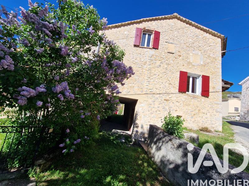 Maison - 99 m² - 5 pièces