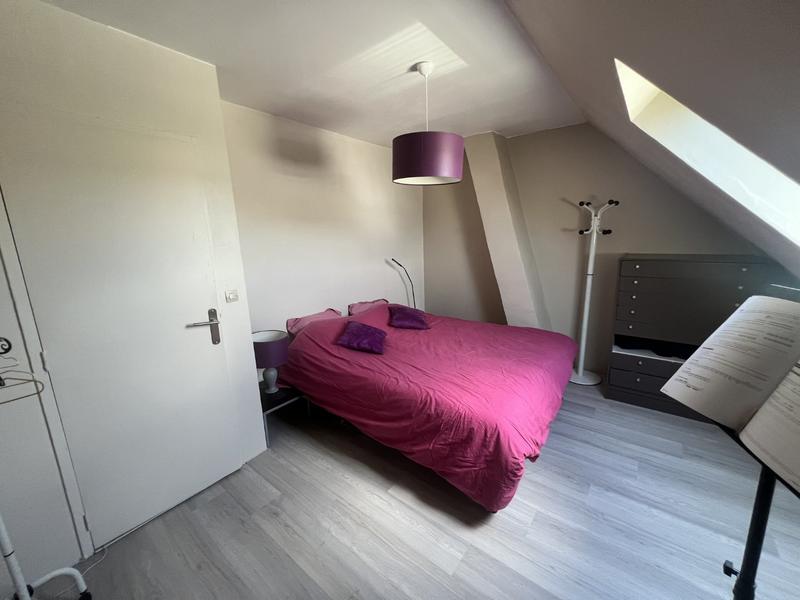 Maison - 180 m² - 7 pièces