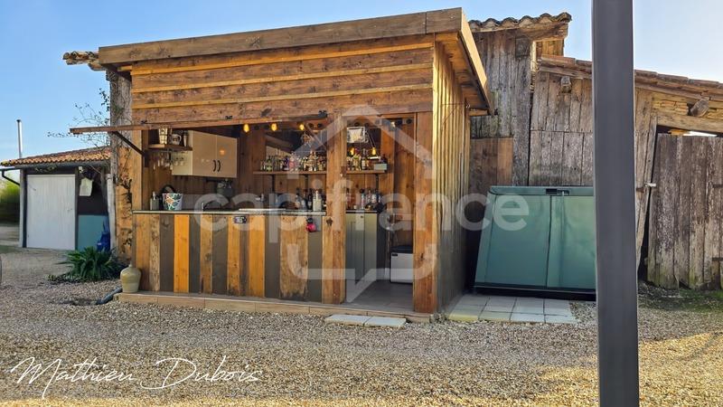 Maison - 167 m² - 8 pièces