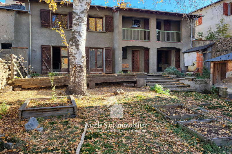 Maison - 170 m² - 5 pièces