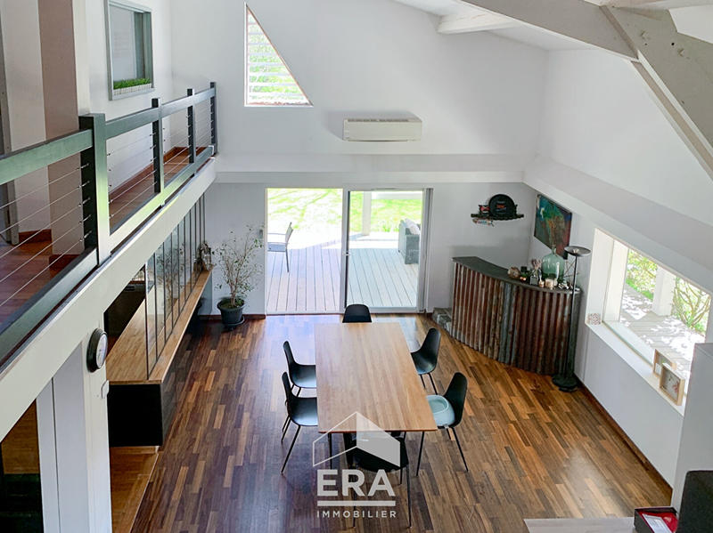 Maison - 191 m² - 5 pièces