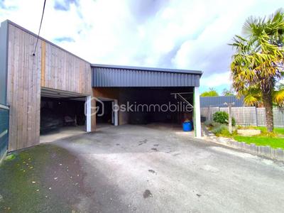 Maison - 112 m² - 7 pièces