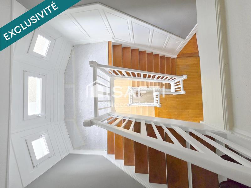 Villa - 228 m² - 7 pièces