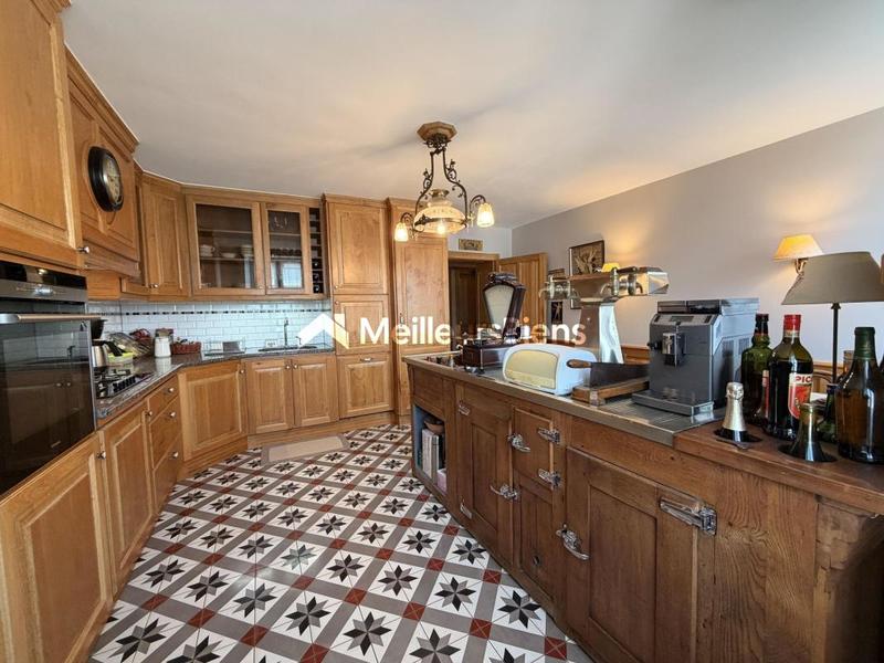 Maison bourgeoise - 313 m² - 10 pièces