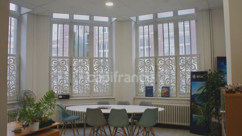 Bureau - 115 m² - 5 pièces