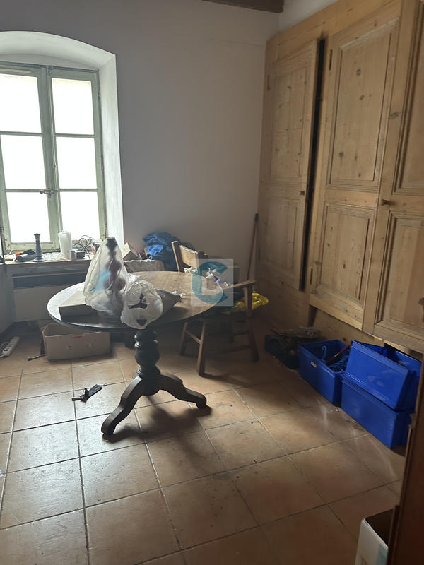 Maison - 400 m² - 3 pièces