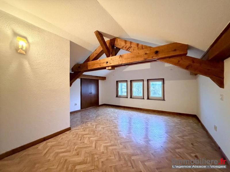 Maison - 178 m² - 6 pièces