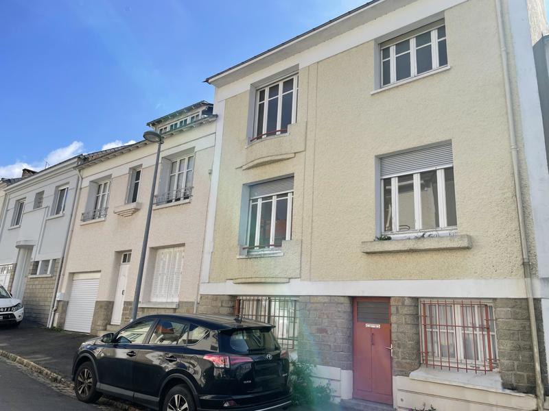 Hôtel particulier - 162 m² - 6 pièces