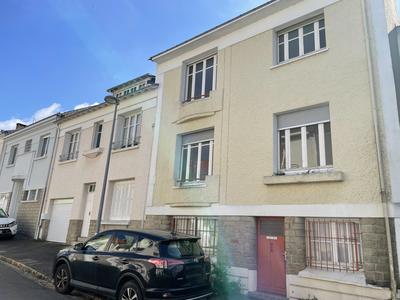 Hôtel particulier - 162 m² - 6 pièces