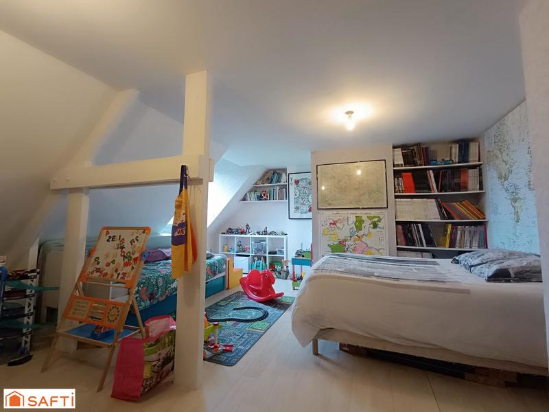 Maison - 177 m² - 7 pièces