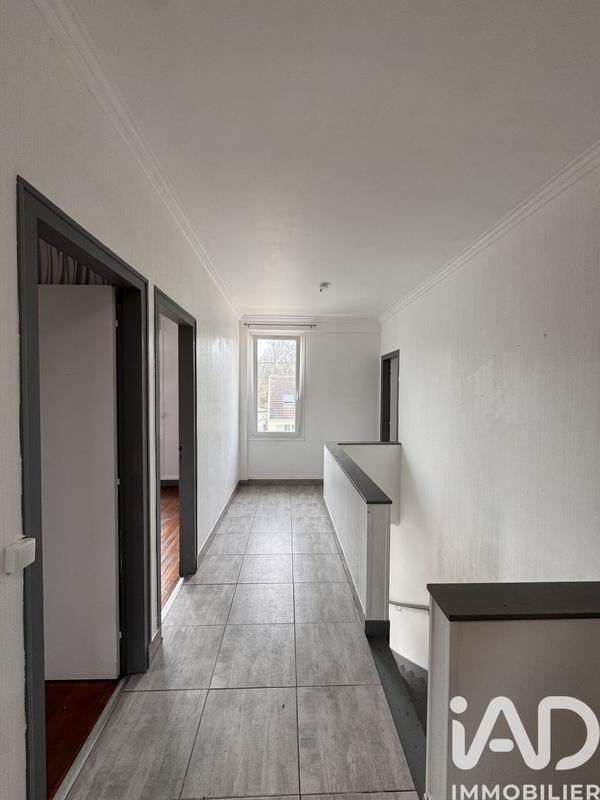 Maison - 180 m² - 8 pièces