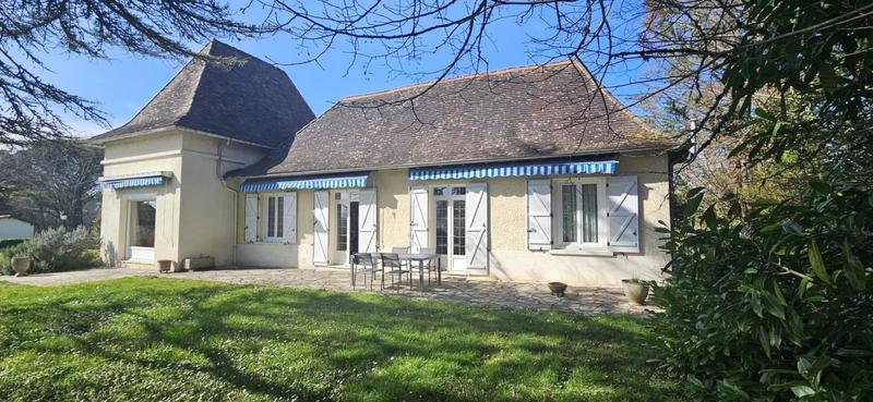 Maison - 165 m² - 5 pièces