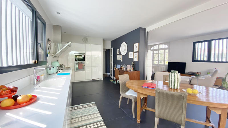 Maison - 160 m² - 5 pièces