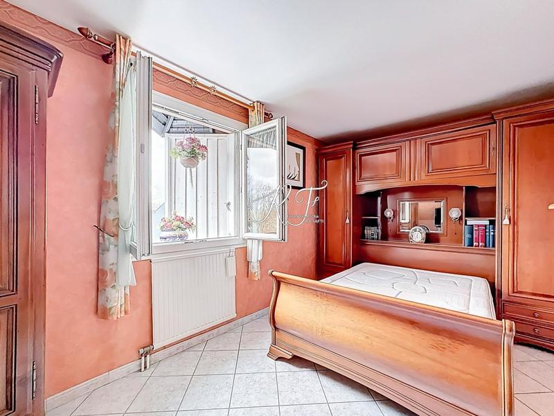 Appartement - 88 m² - 5 pièces