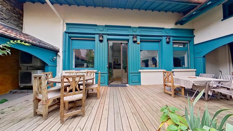 Maison de ville - 200 m² - 5 pièces