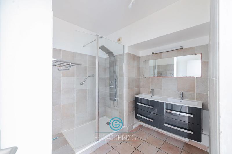 Appartement - 115 m² - 4 pièces