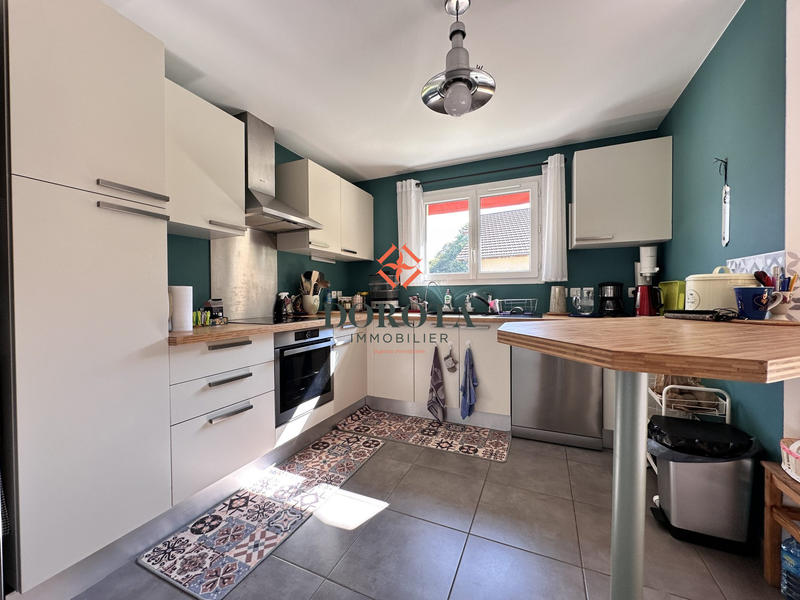 Maison traditionnelle - 111 m² - 5 pièces