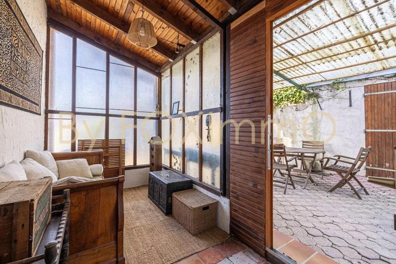 Villa - 220 m² - 7 pièces