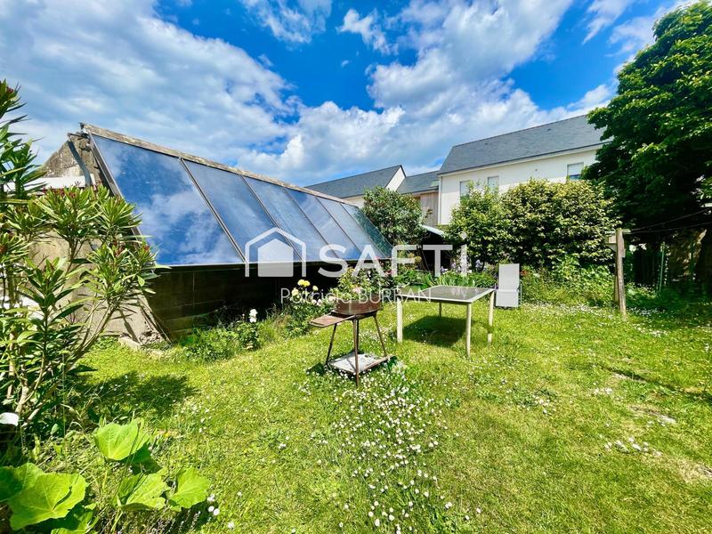 Maison - 205 m² - 8 pièces