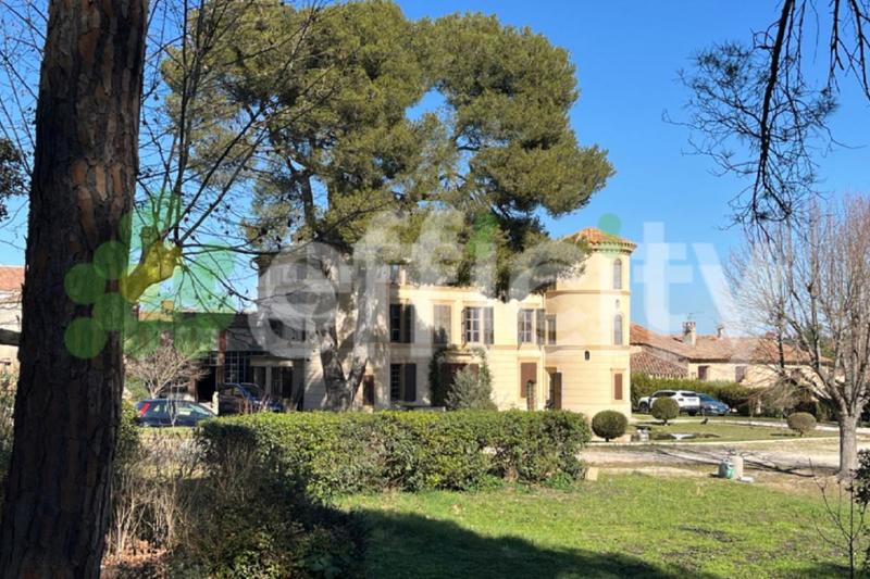 Appartement - 125 m² - 5 pièces