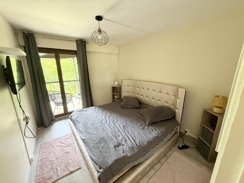 Appartement - 85 m² - 3 pièces