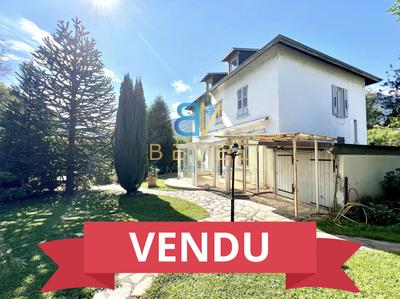 Maison - 175 m² - 6 pièces