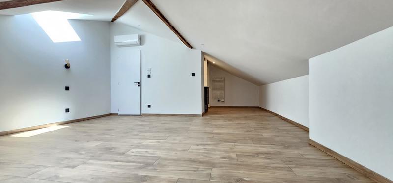 Appartement - 122 m² - 3 pièces