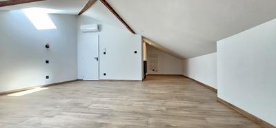 Appartement - 122 m² - 3 pièces