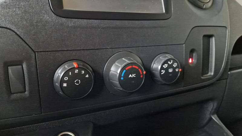 Renault Master Fourgon l1h2 3.3t 2.3 dci 130 e6 confort