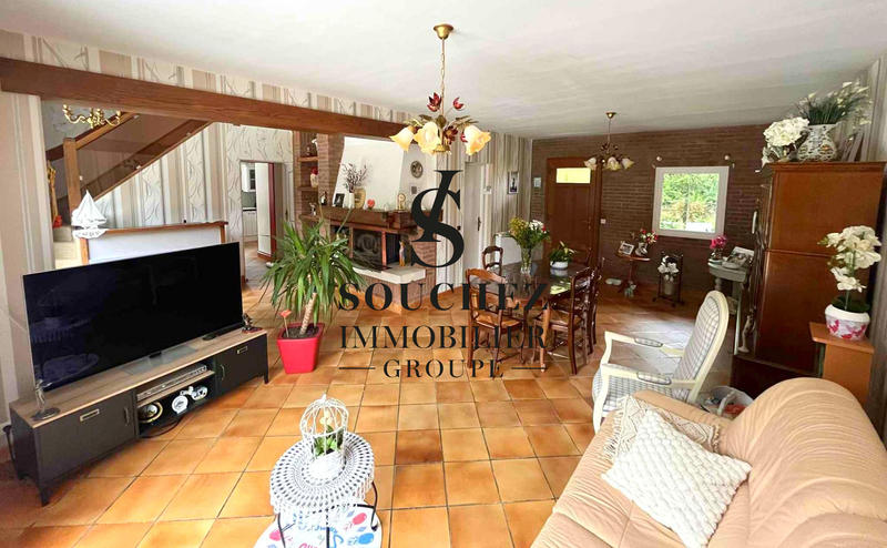 Maison - 140 m² - 5 pièces