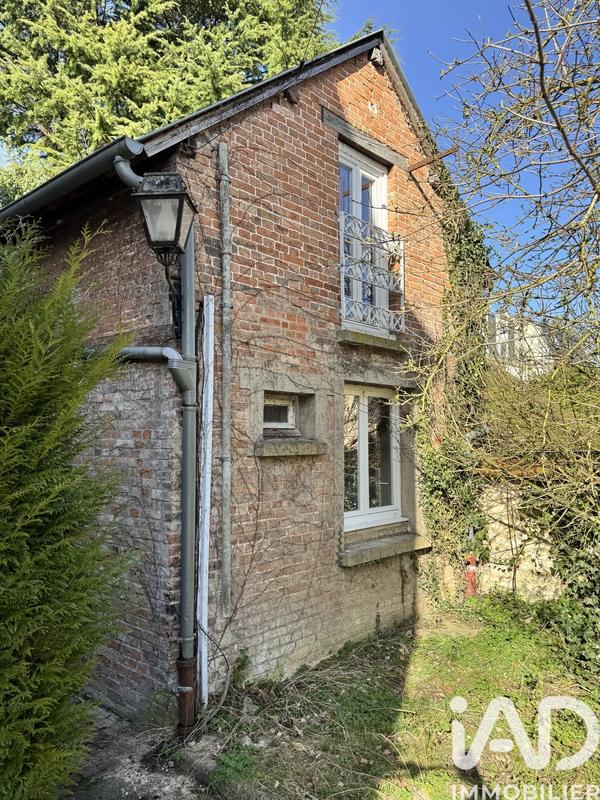 Maison de ville - 328 m² - 13 pièces