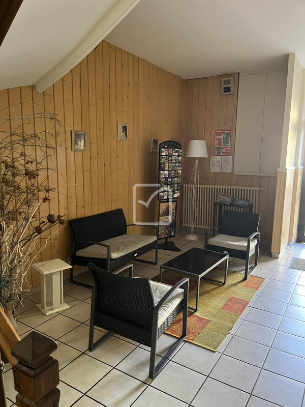 Local commercial - 799 m²