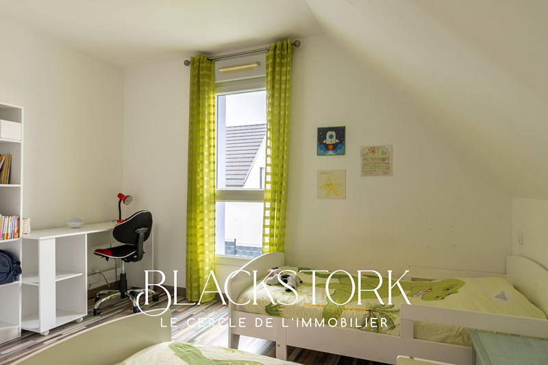 Maison - 90 m² - 6 pièces