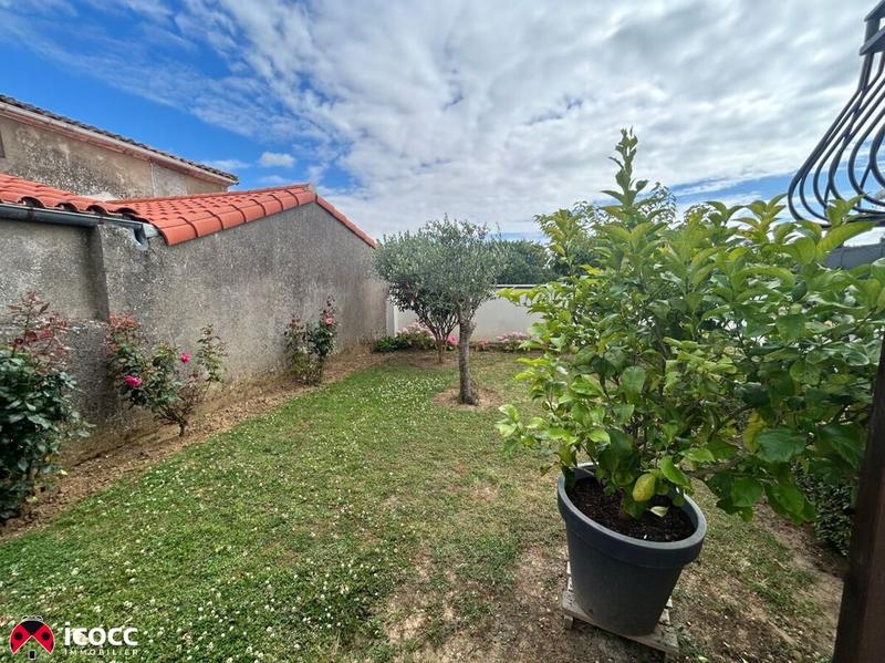 Pavillon - 120 m² - 8 pièces