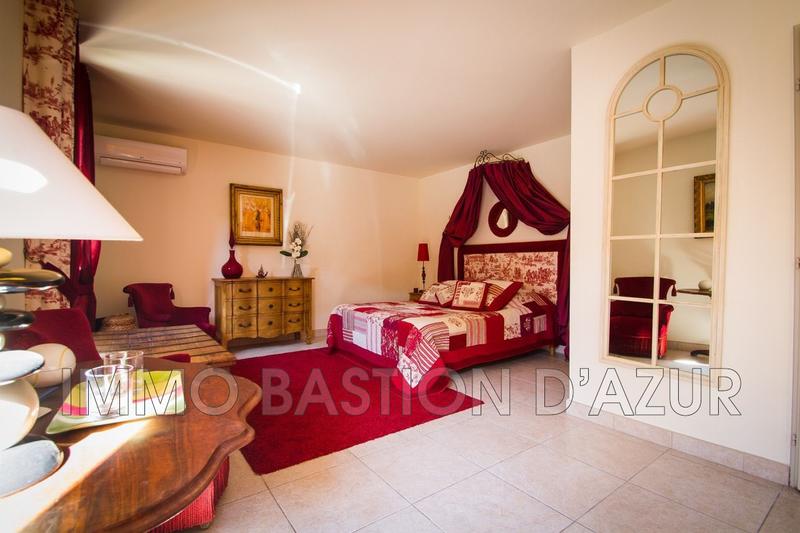 Villa - 355 m² - 7 pièces