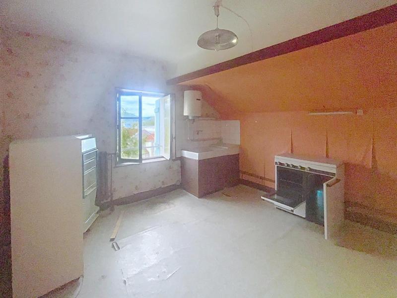 Maison - 204 m² - 8 pièces