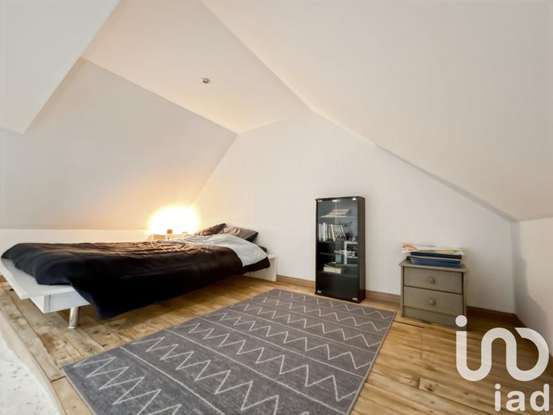 Maison - 186 m² - 7 pièces