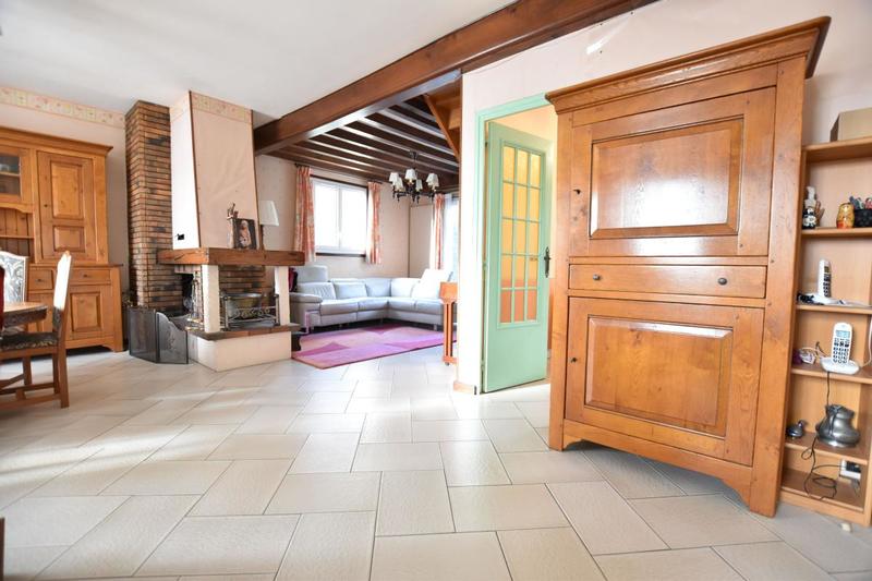 Maison - 185 m² - 8 pièces
