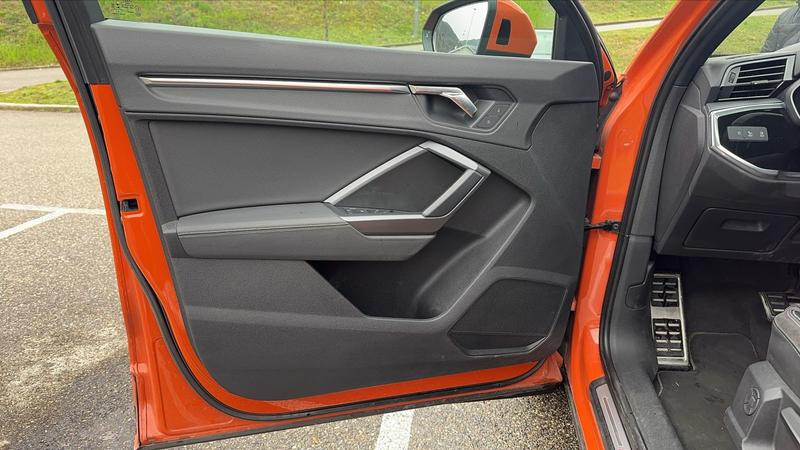 Audi Q3 1.4 Tfsi 150 s-Tronic7 s line - Automatique Toit ouvrant