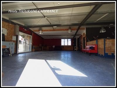 Local d'activité / Entrepôt - 180 m² - 1 pièce