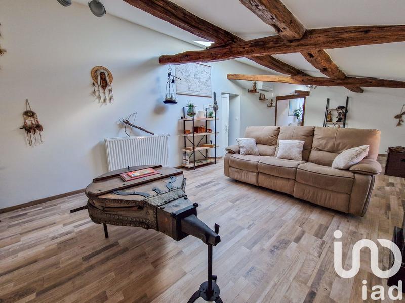 Maison - 220 m² - 9 pièces